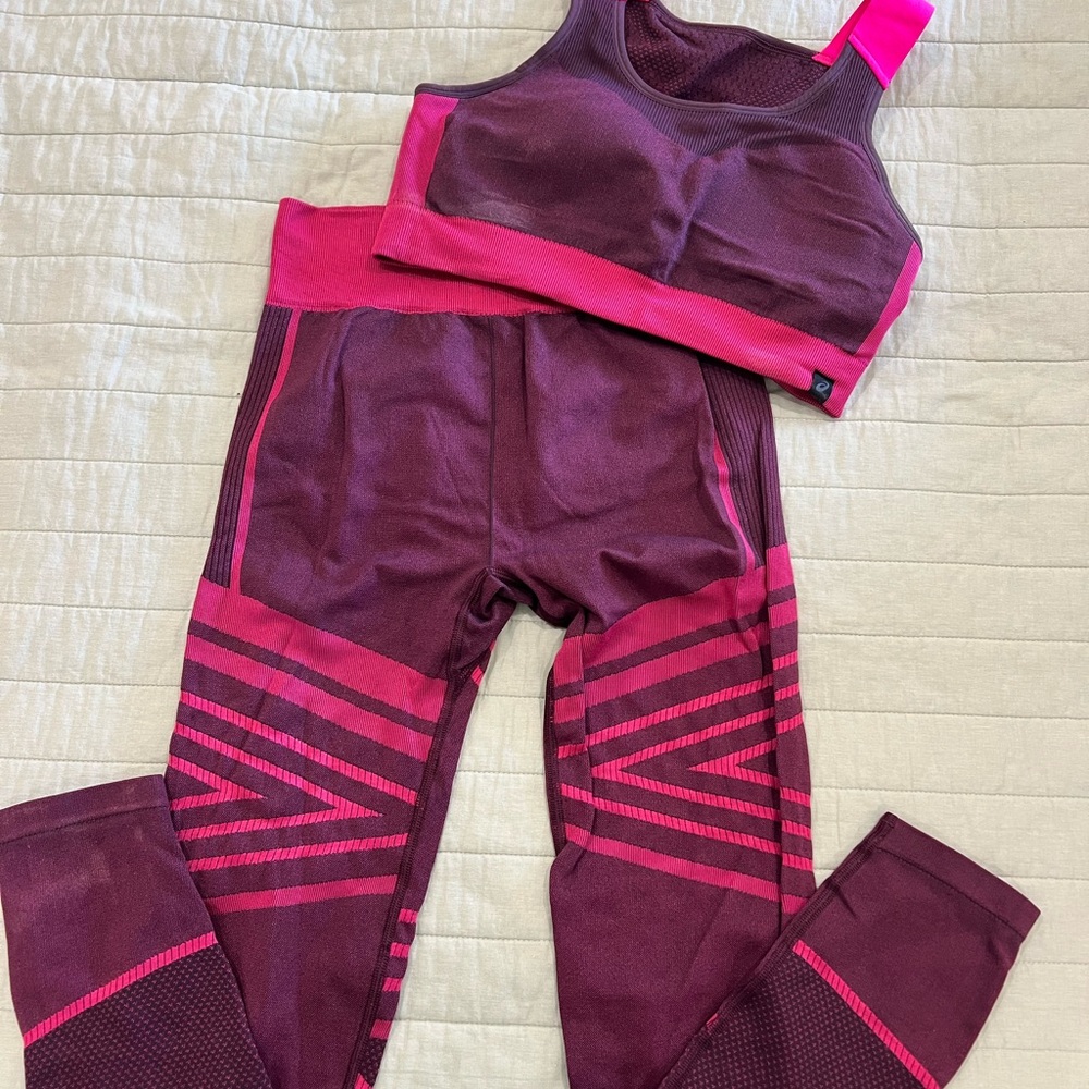 ASICS matching set